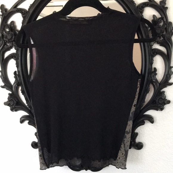 Sheer Top with a Lace Print - Picture 2 of 3